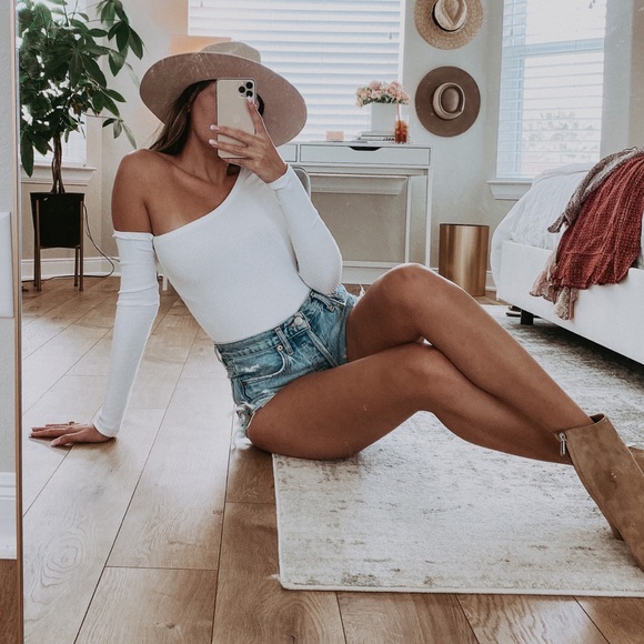 Forever 21 Tops - White off shoulder bodysuit